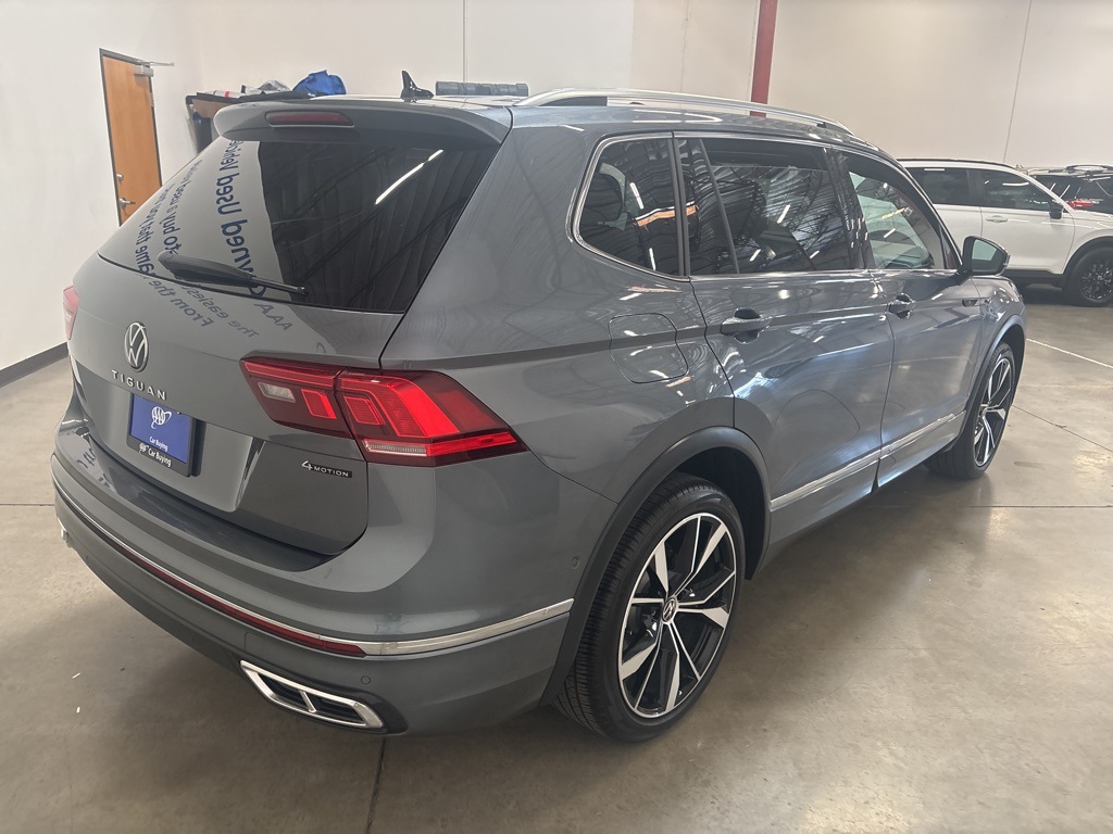 2022 Volkswagen Tiguan SEL Premium R-Line photo 4