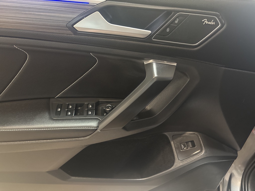 2022 Volkswagen Tiguan SEL Premium R-Line photo 9