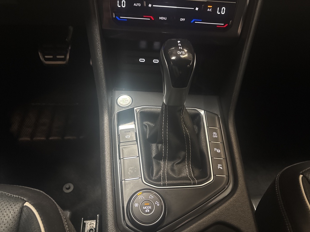 2022 Volkswagen Tiguan SEL Premium R-Line photo 13