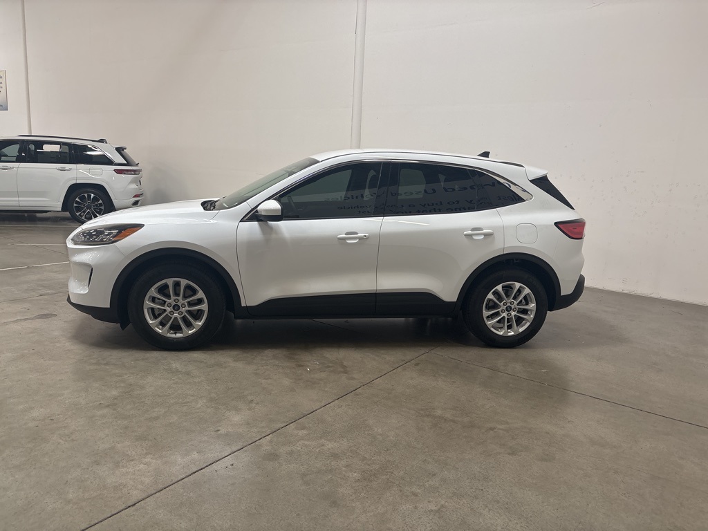 2020 Ford Escape SE photo 4