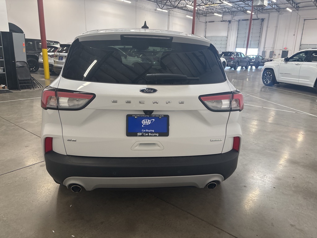 2020 Ford Escape SE photo 6