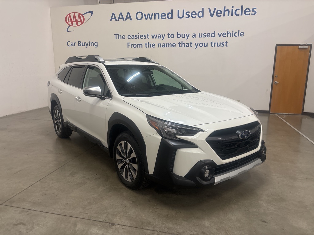 2025 Subaru Outback Touring XT photo 8