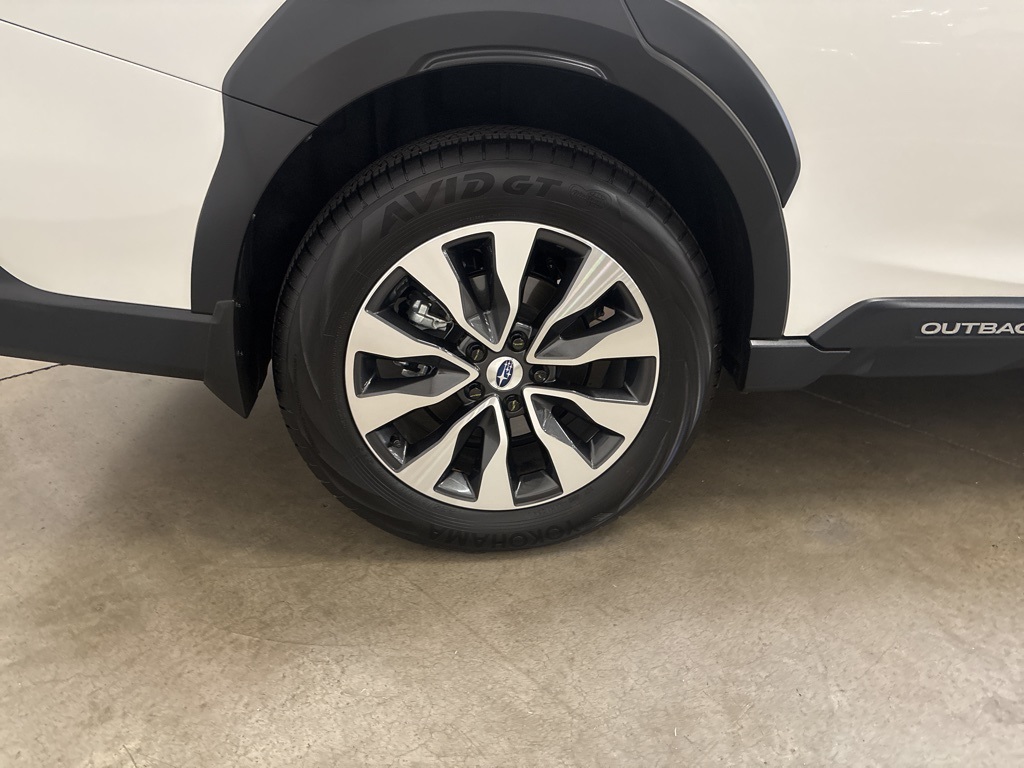 2025 Subaru Outback Touring XT photo 24