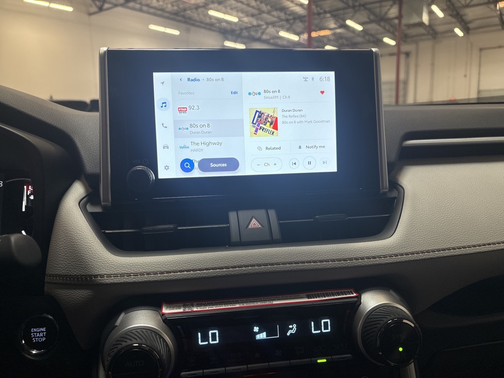 2025 Toyota RAV4 XLE photo 15