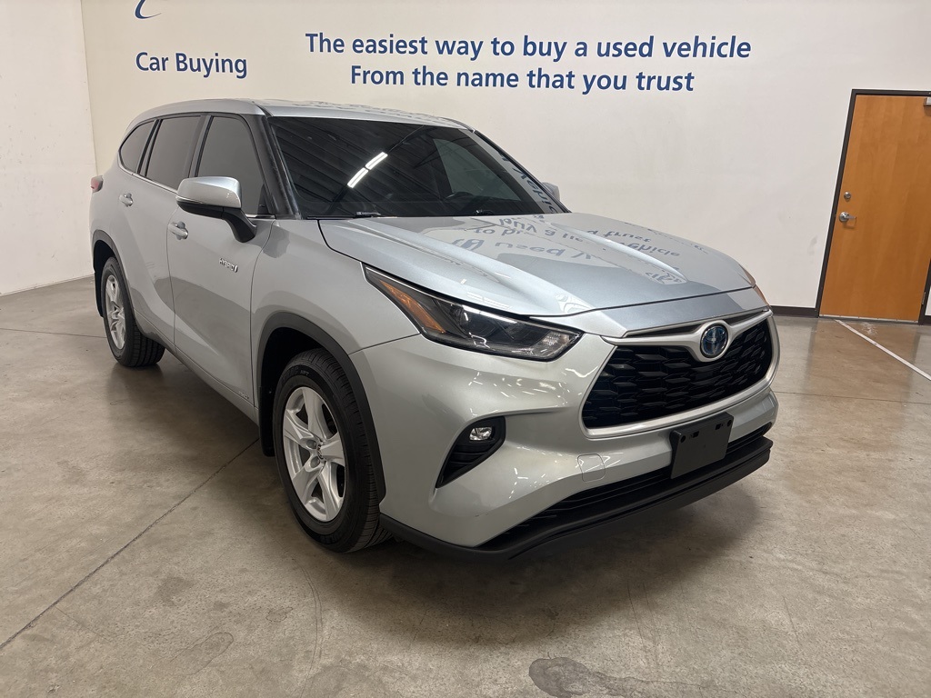 2021 Toyota Highlander Hybrid LE photo 8