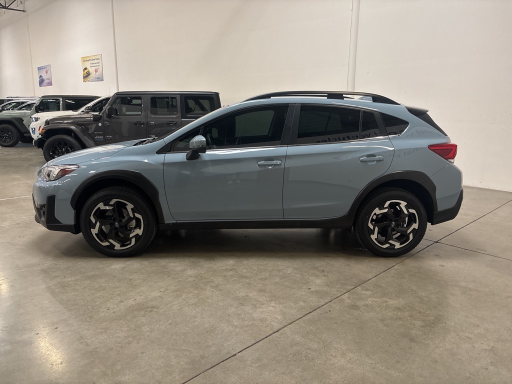 2023 Subaru Crosstrek Limited photo 2