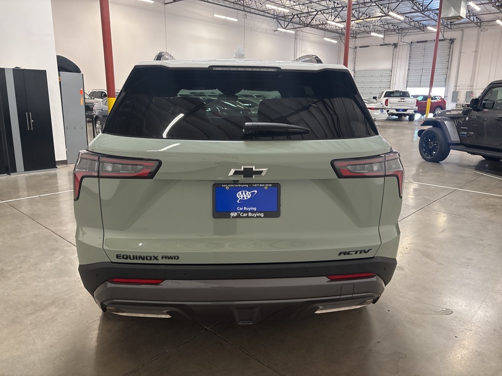 2025 Chevrolet Equinox ACTIV photo 4