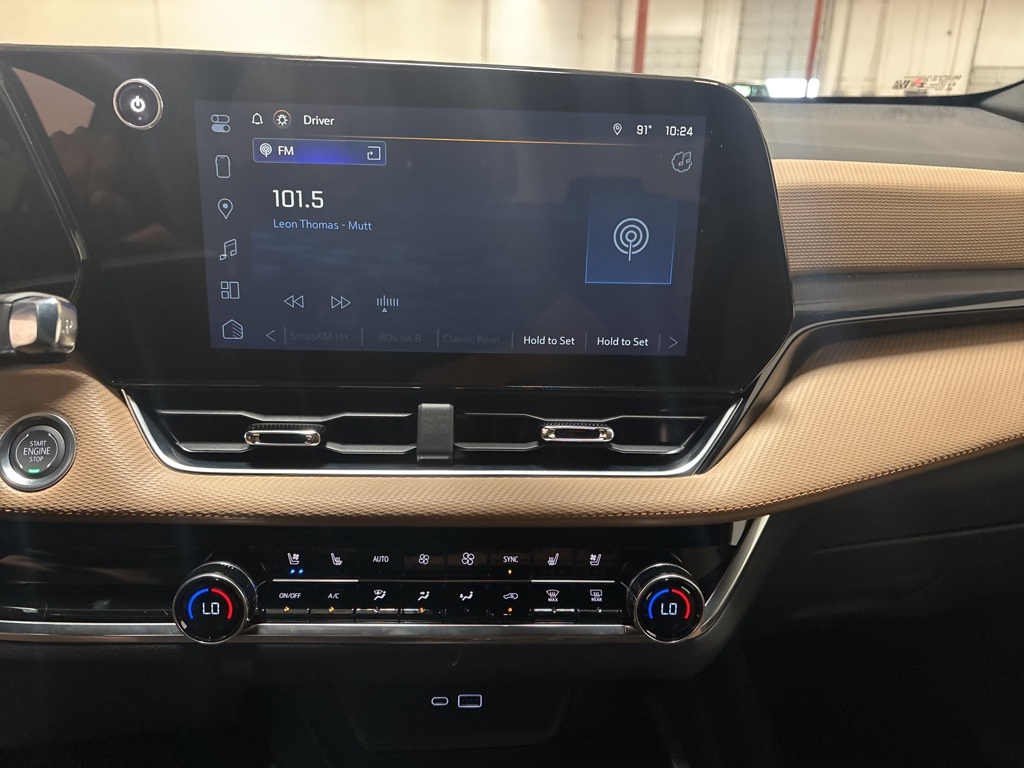 2025 Chevrolet Equinox ACTIV photo 14