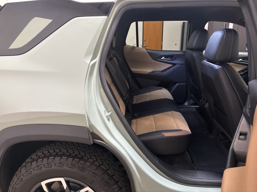 2025 Chevrolet Equinox ACTIV photo 18