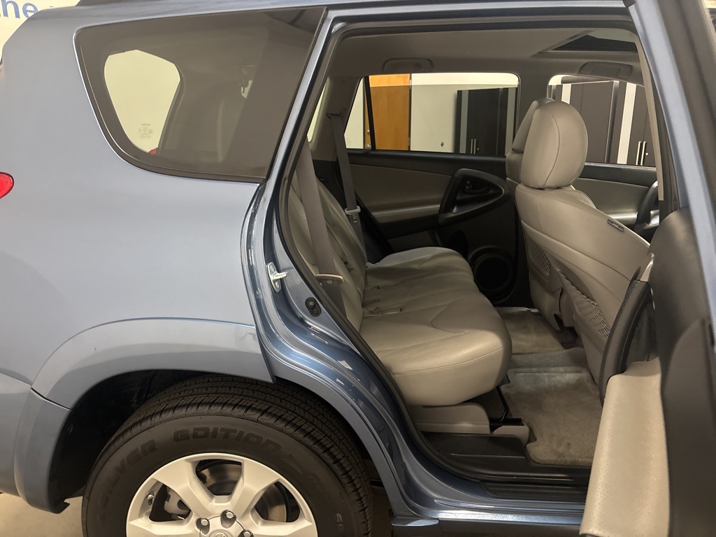2012 Toyota RAV4 Limited photo 17