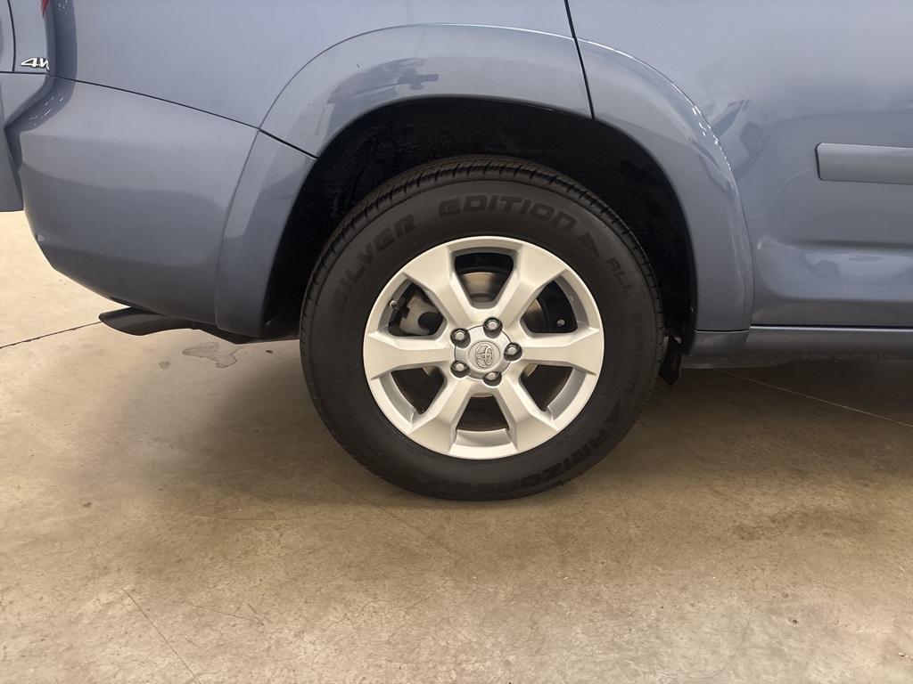 2012 Toyota RAV4 Limited photo 22