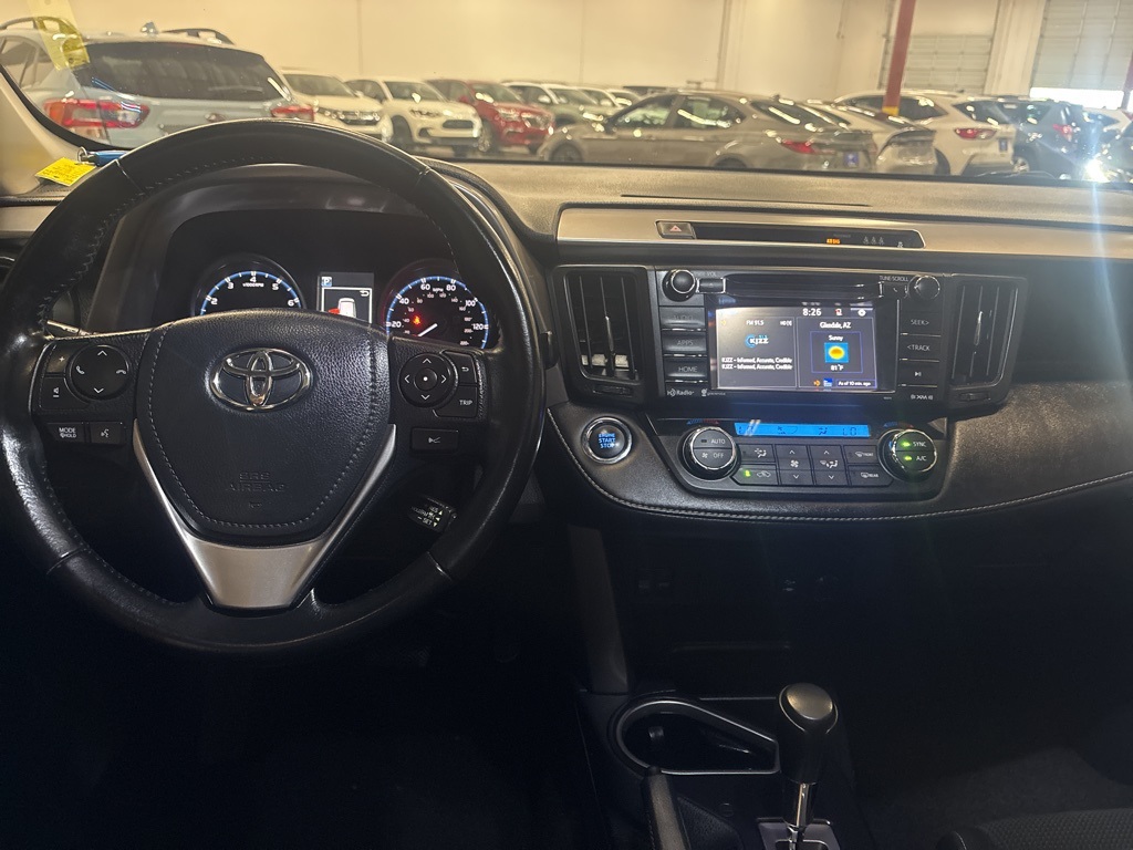 2018 Toyota RAV4 XLE photo 11