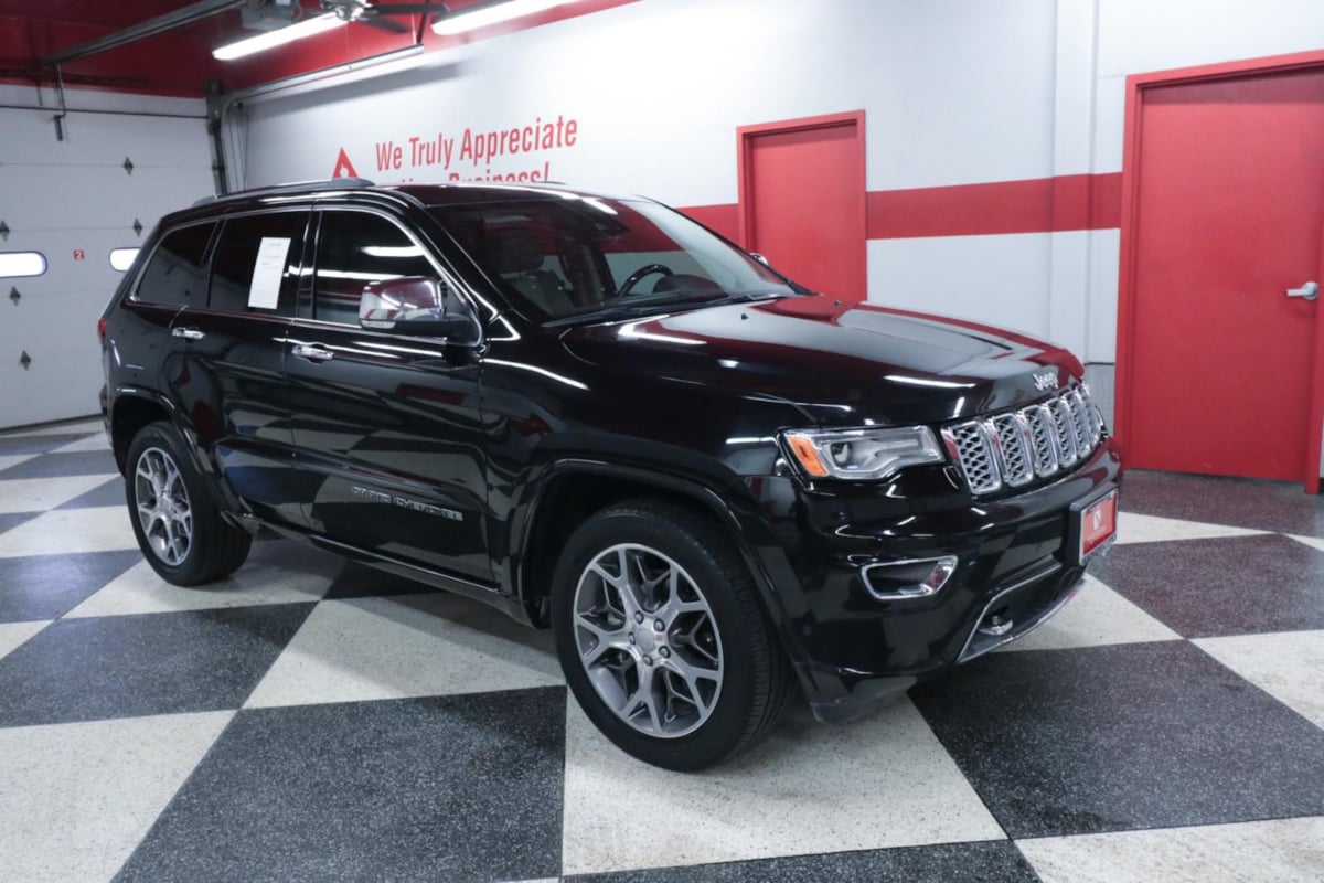 2021 Jeep Grand Cherokee Overland photo 3