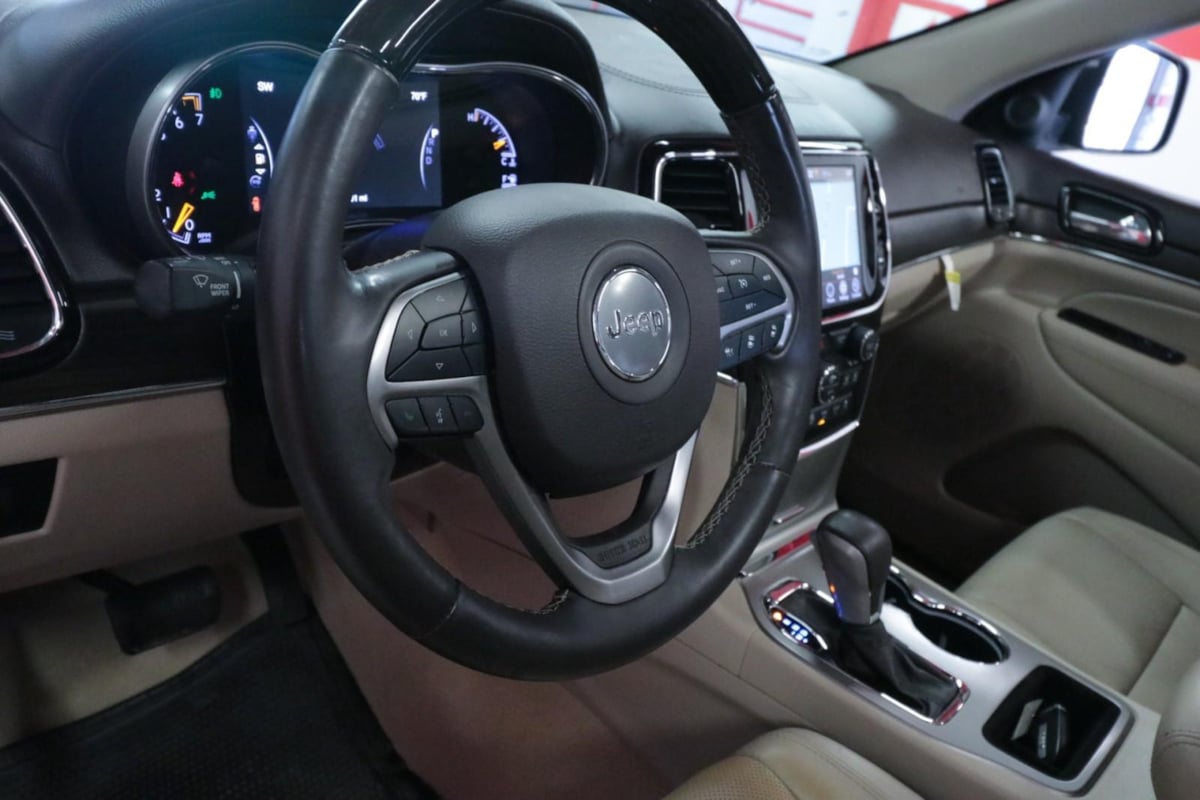 2021 Jeep Grand Cherokee Overland photo 12