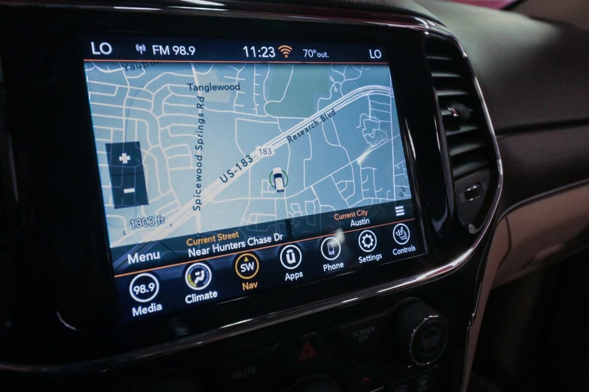 2021 Jeep Grand Cherokee Overland photo 18