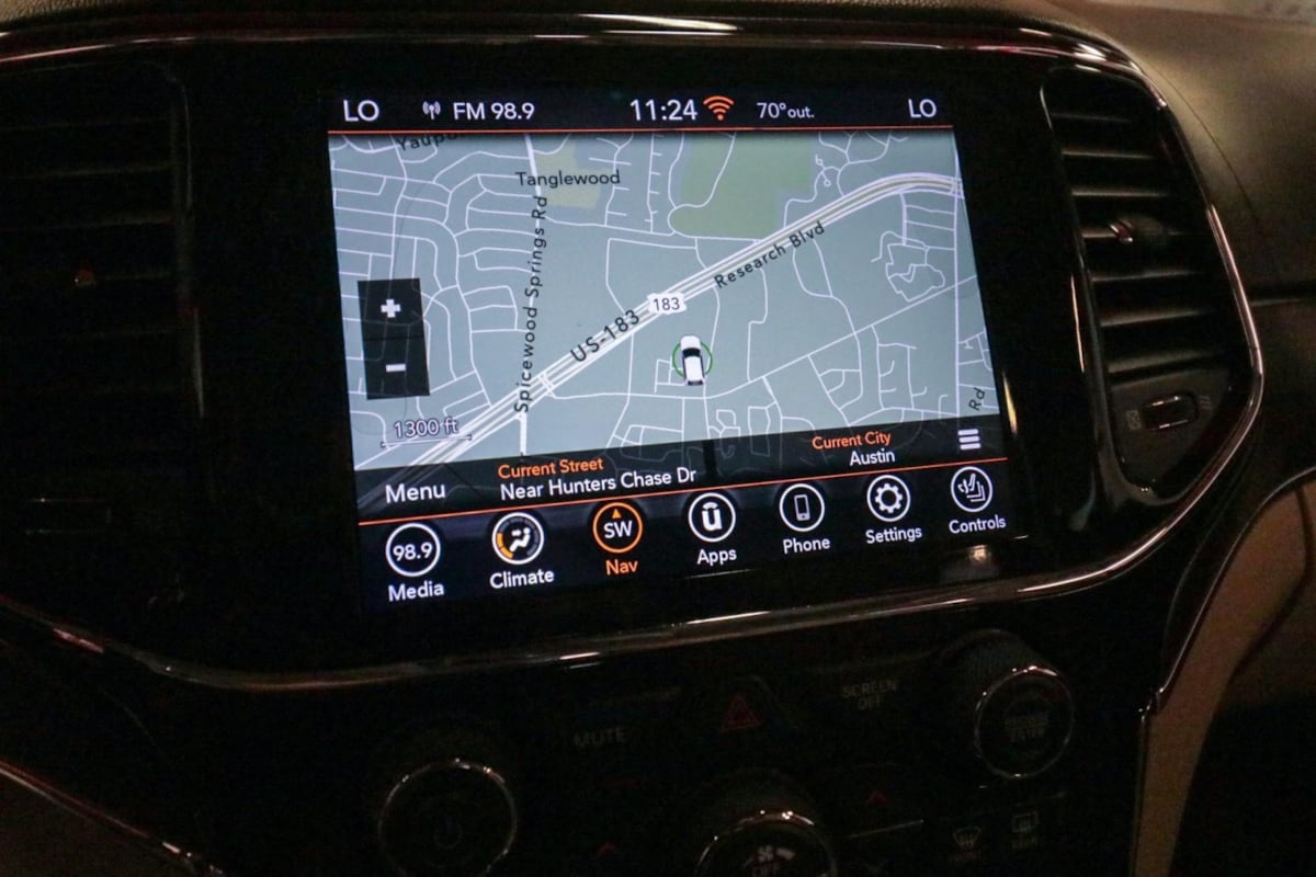 2021 Jeep Grand Cherokee Overland photo 19