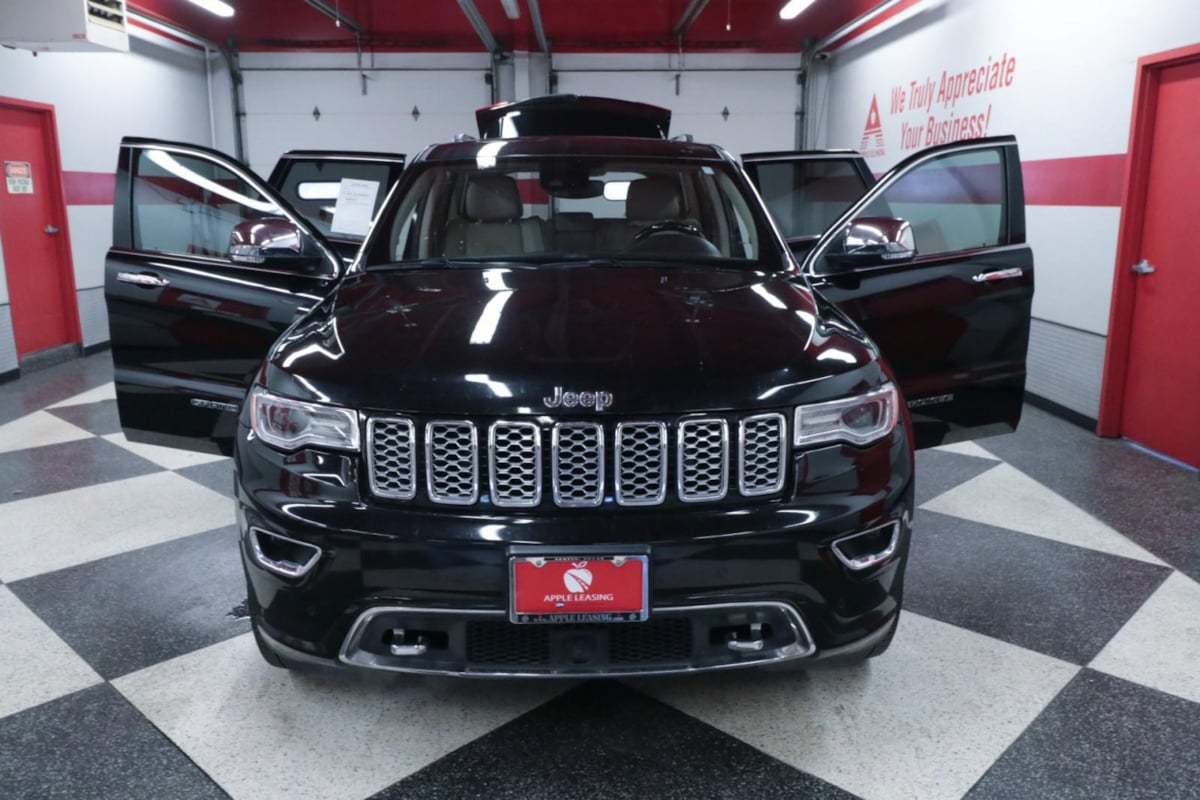 2021 Jeep Grand Cherokee Overland photo 23
