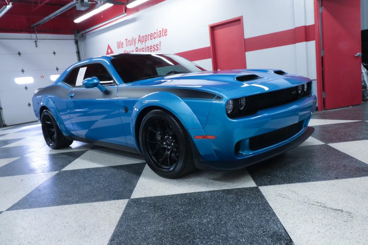 2023 Dodge Challenger SRT8 Hellcat Widebody photo 2