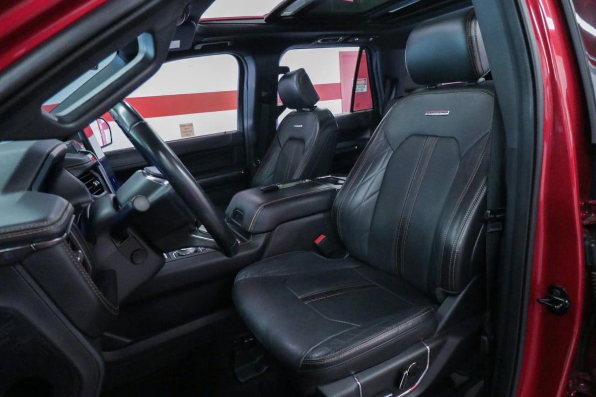 2022 Ford Expedition Platinum photo 10
