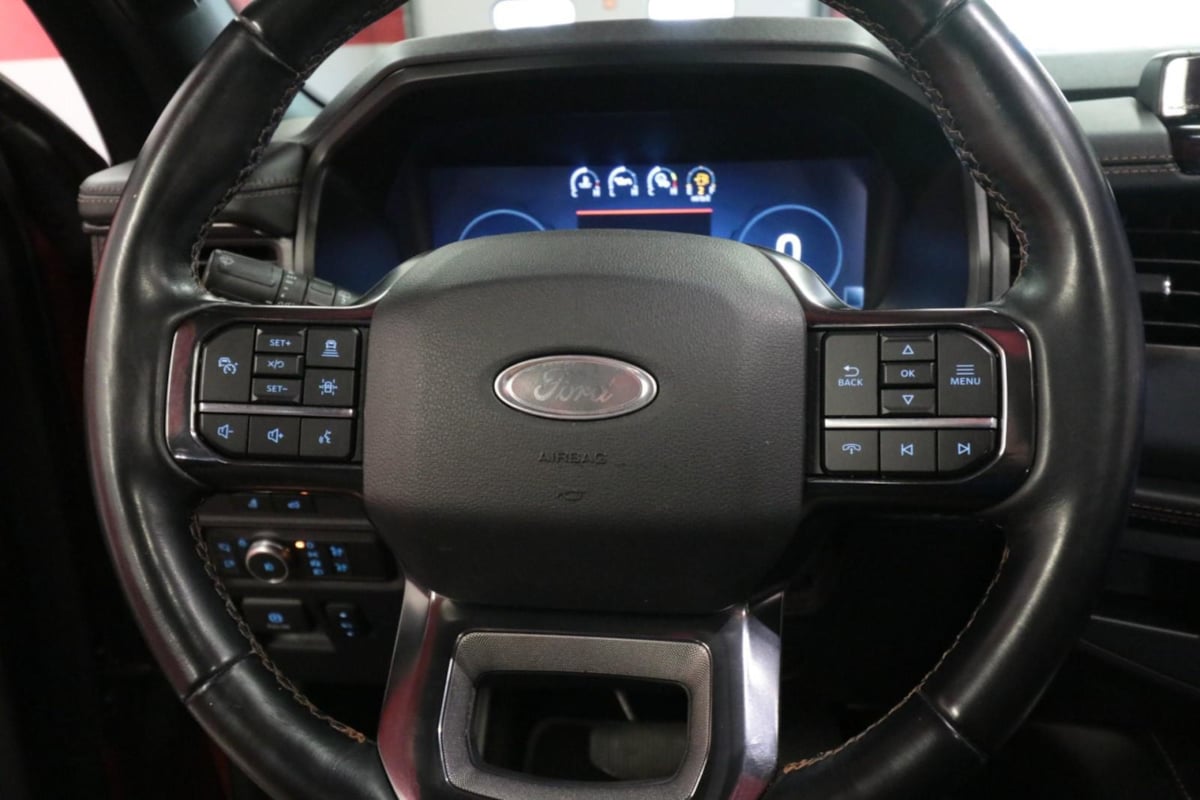 2022 Ford Expedition Platinum photo 18