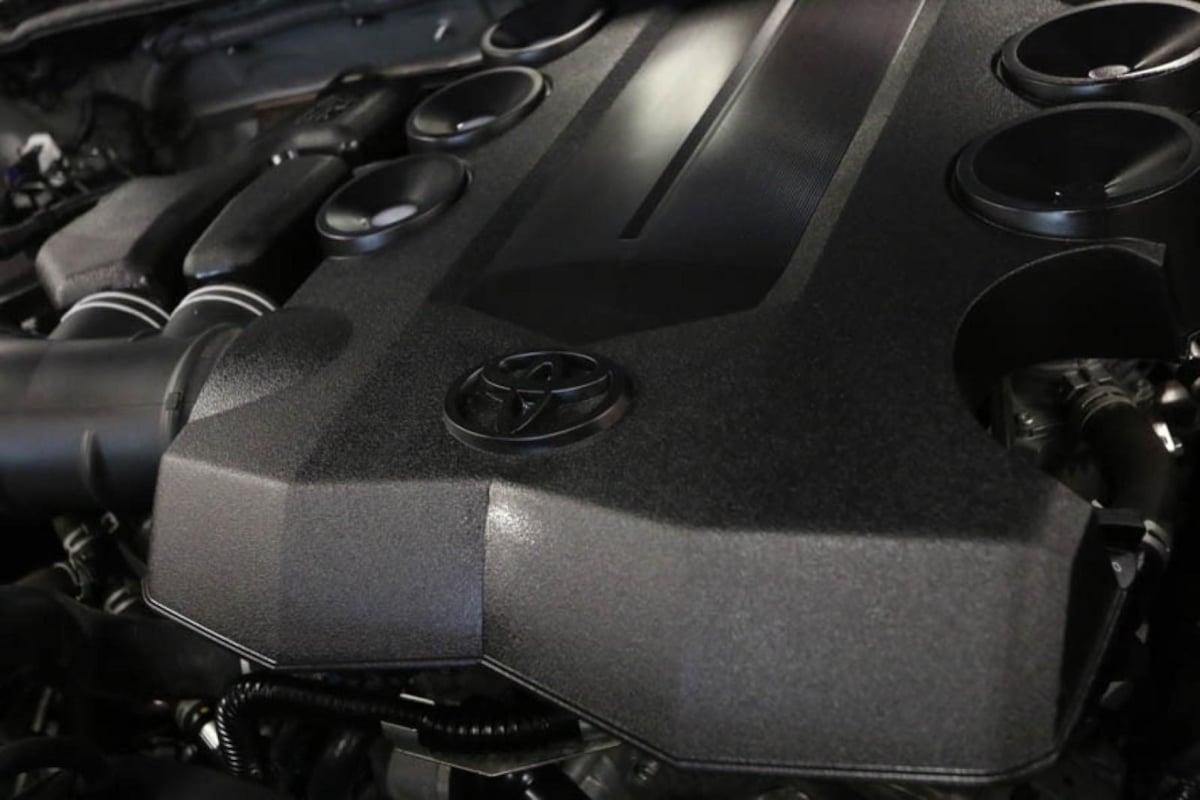 2019 Toyota 4Runner SR5 photo 8