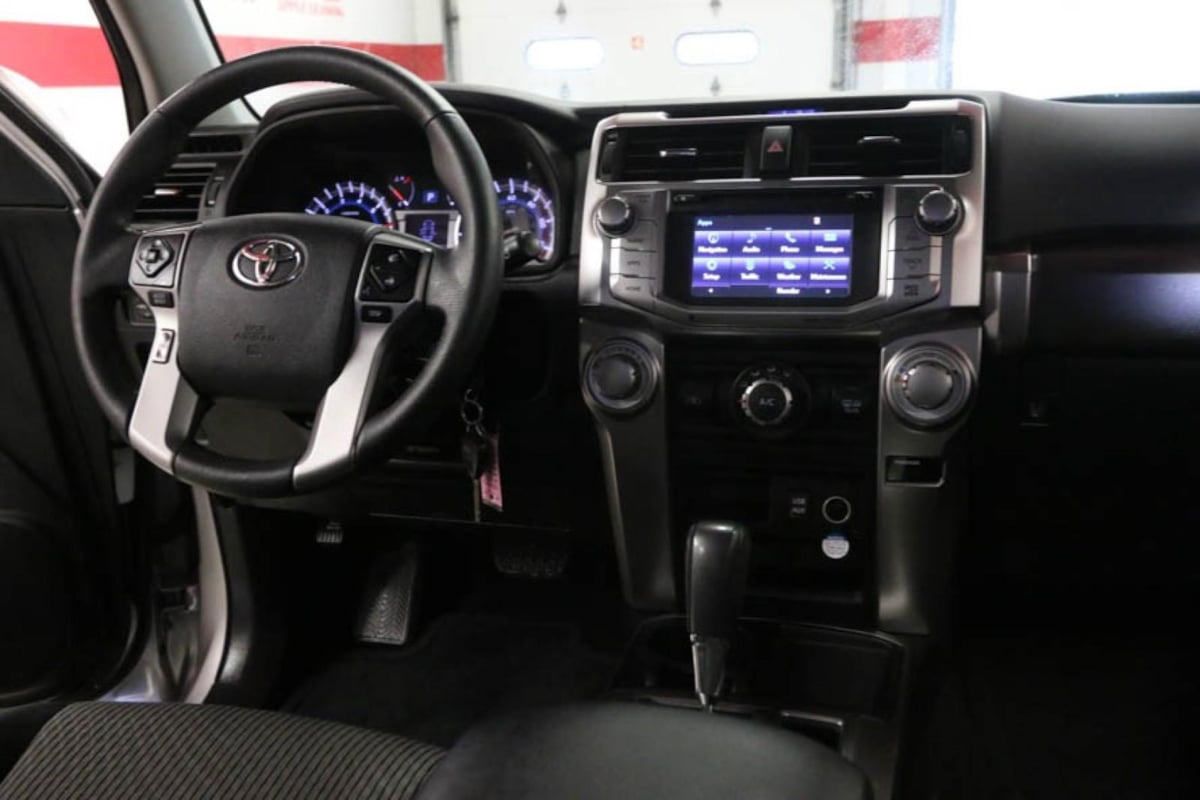 2019 Toyota 4Runner SR5 photo 15