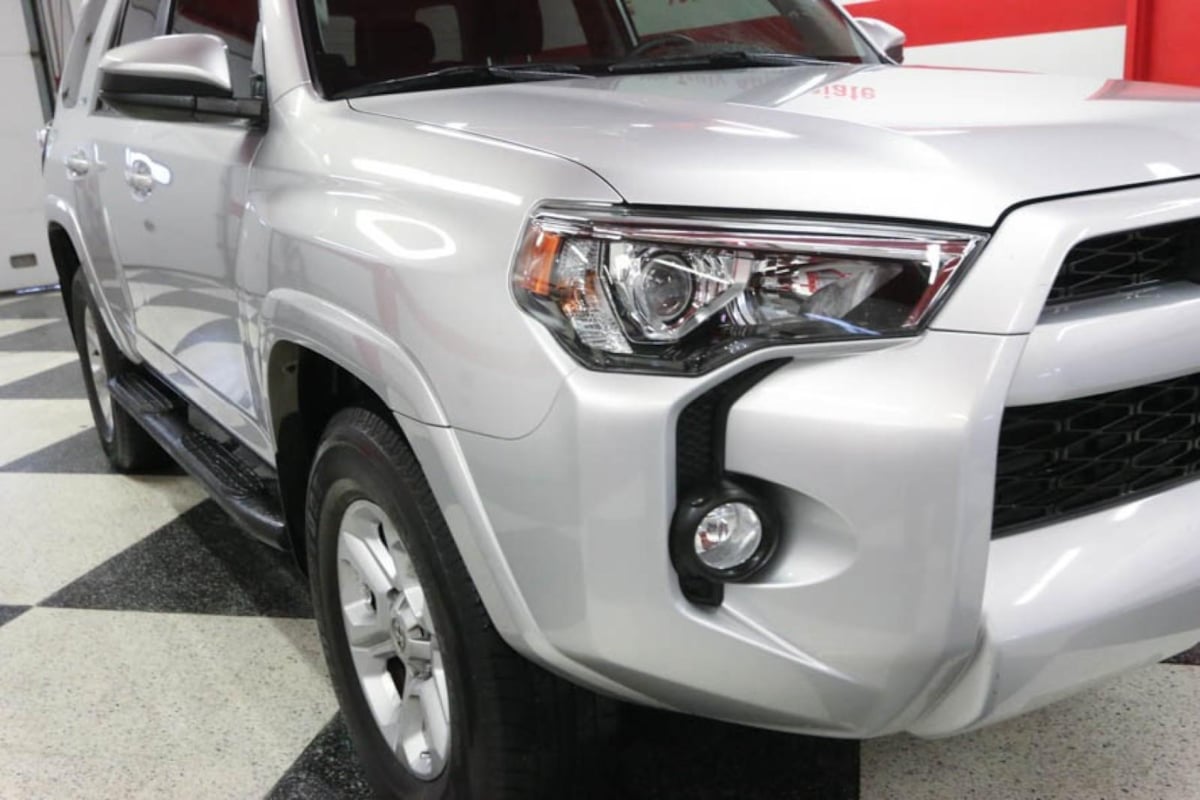 2019 Toyota 4Runner SR5 photo 24