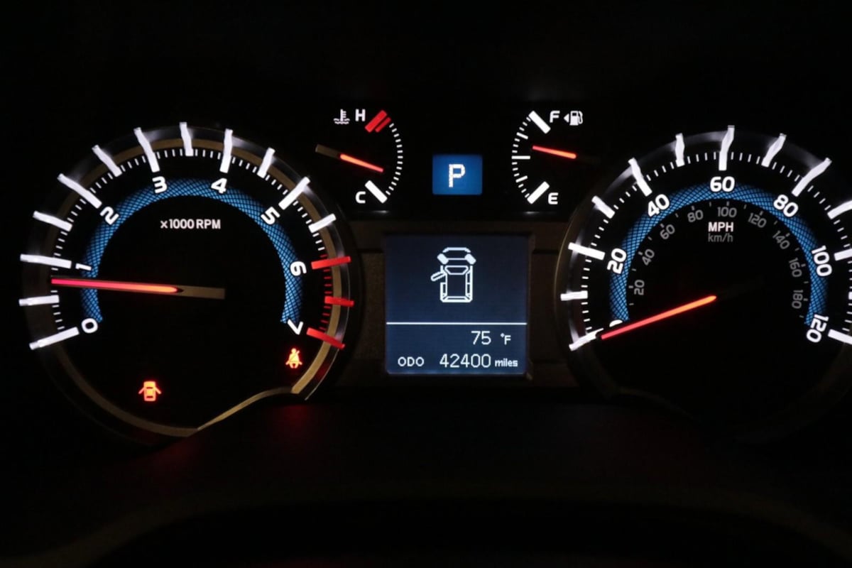 2019 Toyota 4Runner SR5 photo 30