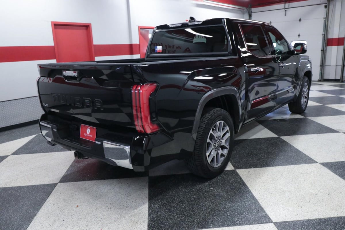 2023 Toyota Tundra 1794 Edition CrewMax photo 3