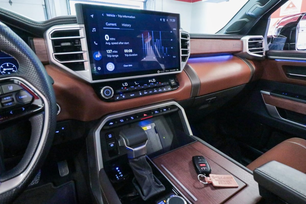 2023 Toyota Tundra 1794 Edition CrewMax photo 17