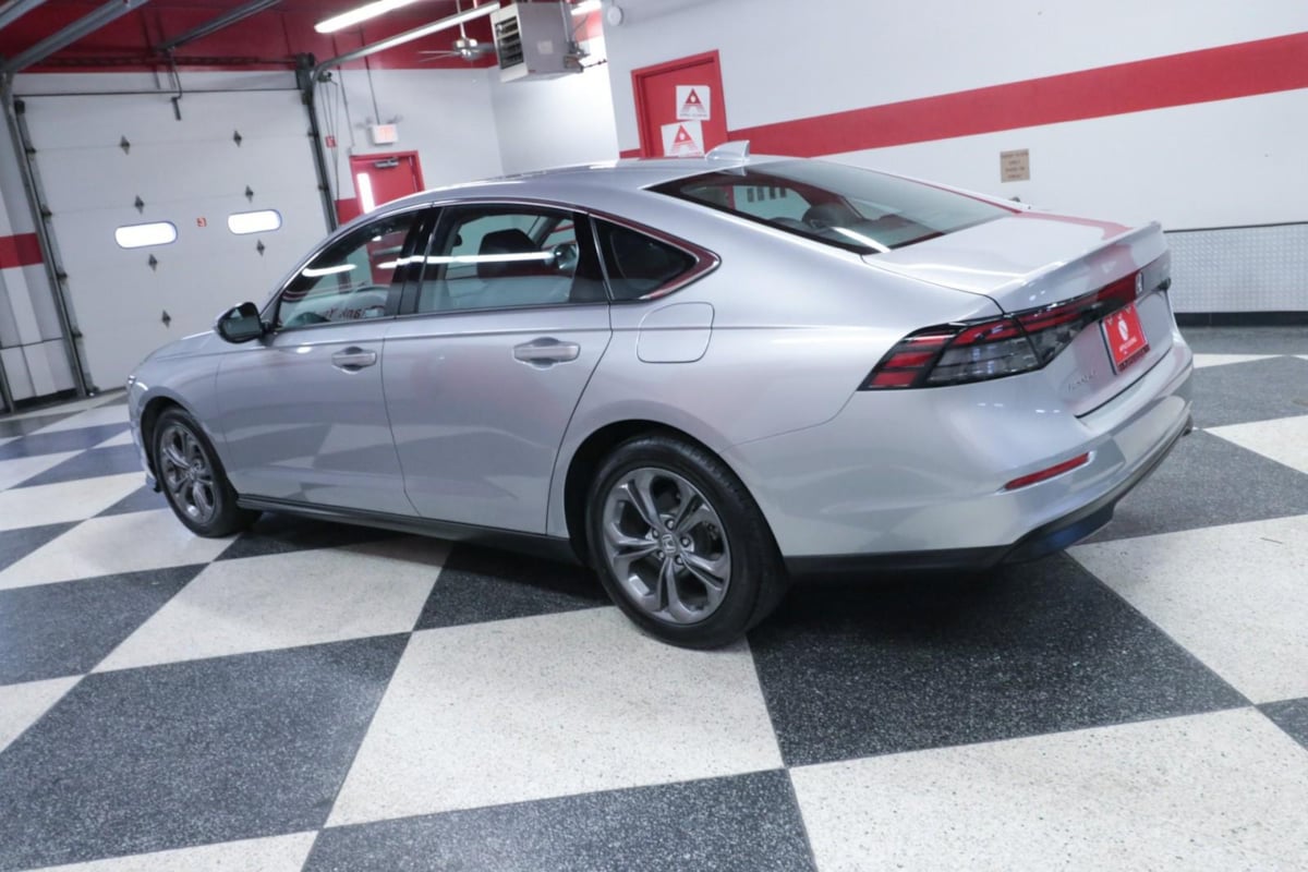2023 Honda Accord EX photo 6