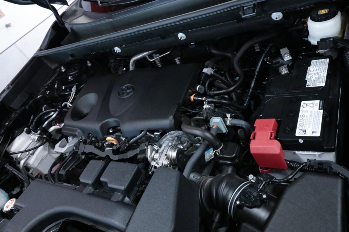 2022 Toyota RAV4 XLE Premium photo 6