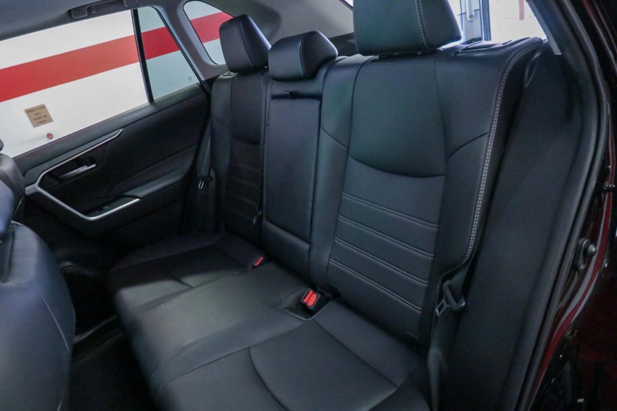 2022 Toyota RAV4 XLE Premium photo 11