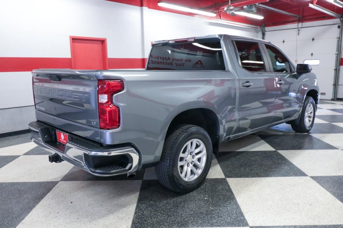2022 Chevrolet Silverado 1500 LT photo 7