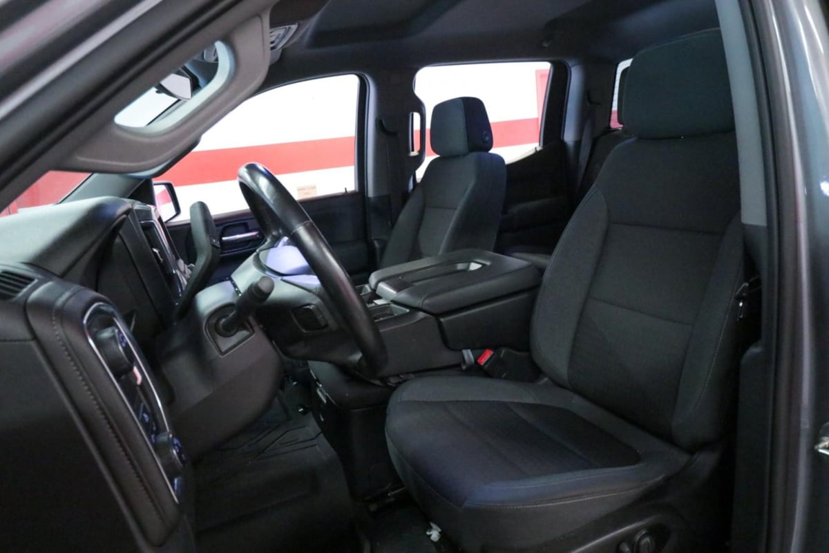 2022 Chevrolet Silverado 1500 LT photo 10