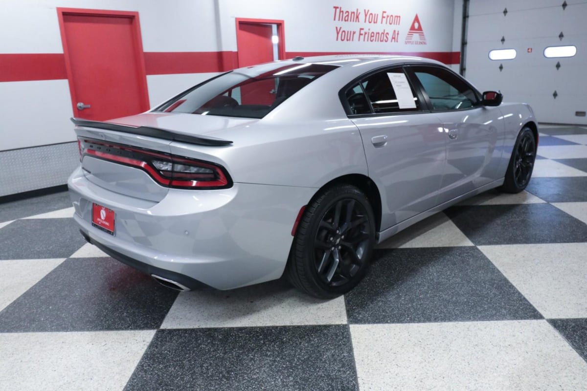 2021 Dodge Charger SXT photo 7
