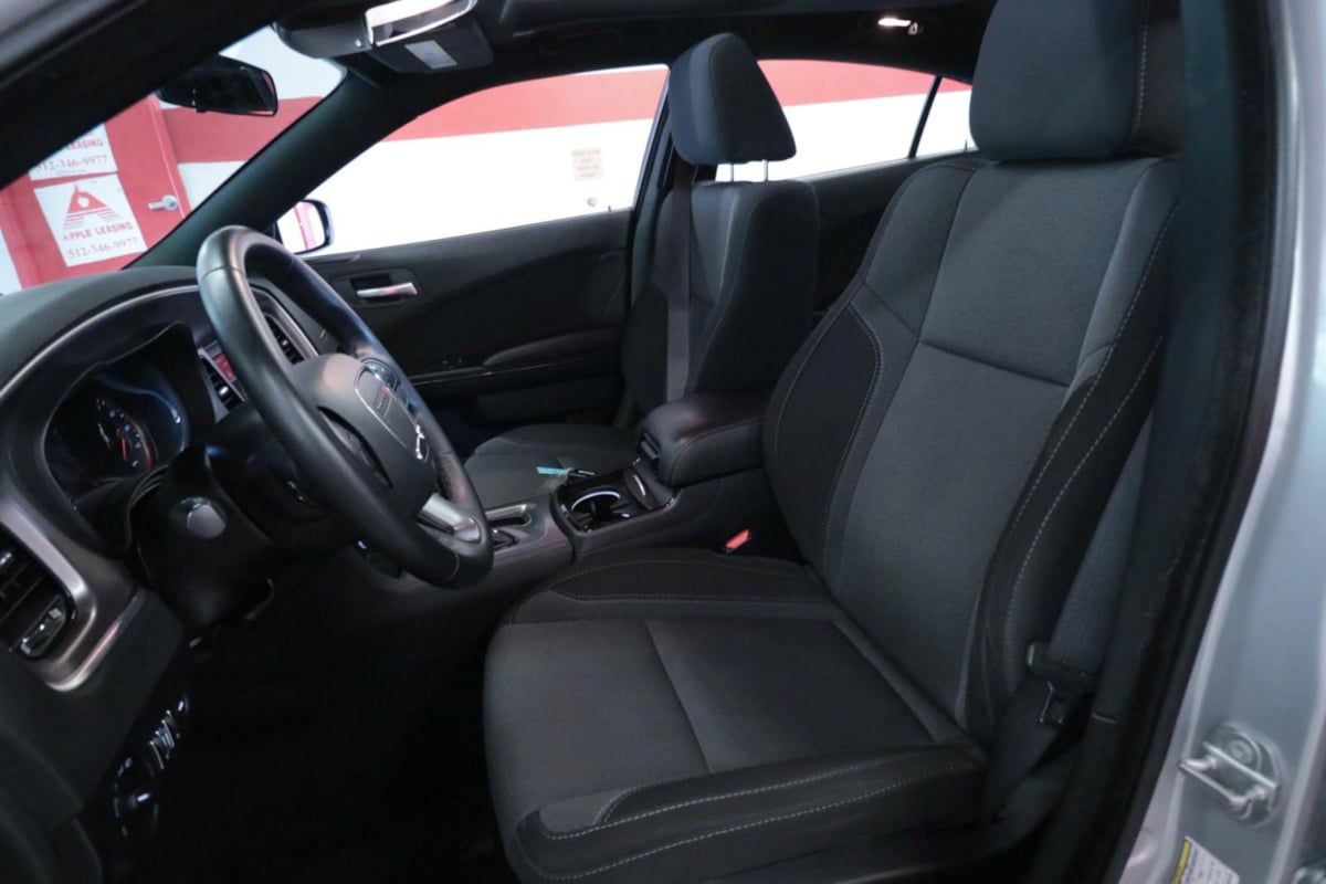 2021 Dodge Charger SXT photo 9