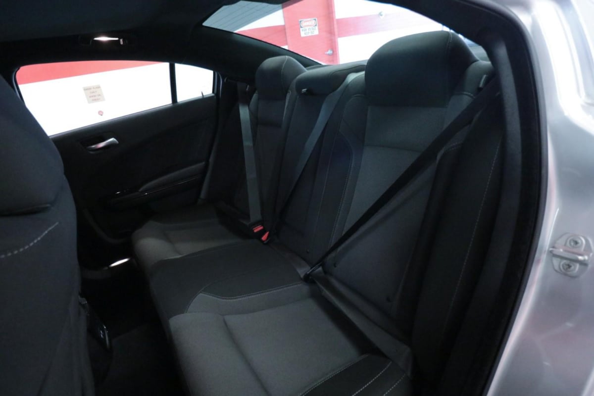 2021 Dodge Charger SXT photo 11