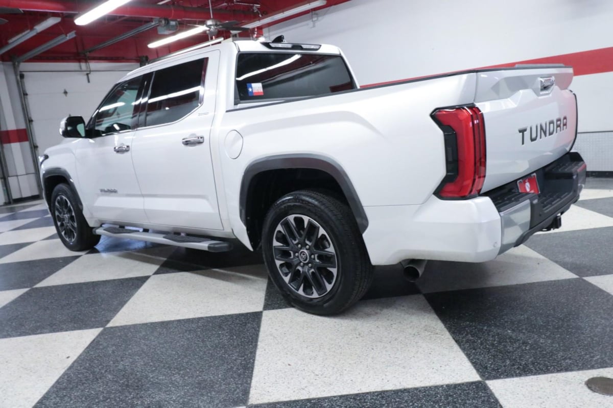2022 Toyota Tundra Limited CrewMax photo 6