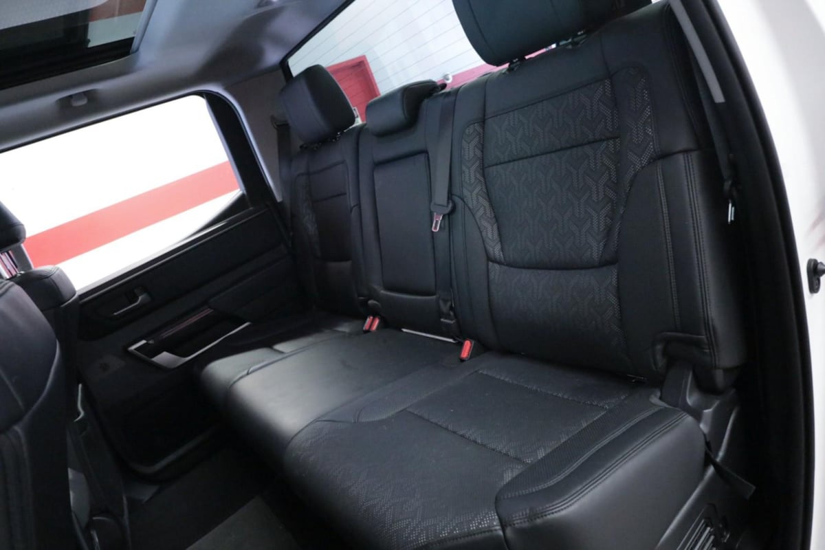 2022 Toyota Tundra Limited CrewMax photo 11