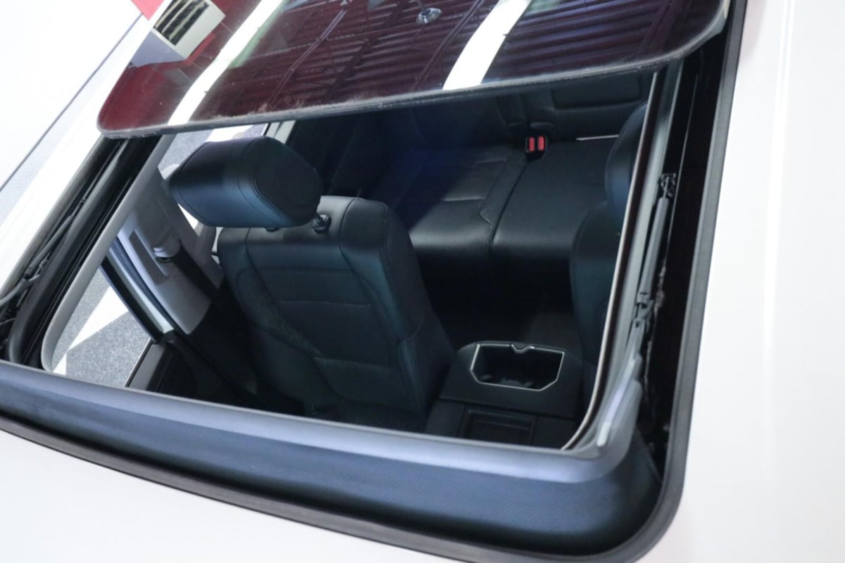 2022 Toyota Tundra Limited CrewMax photo 12