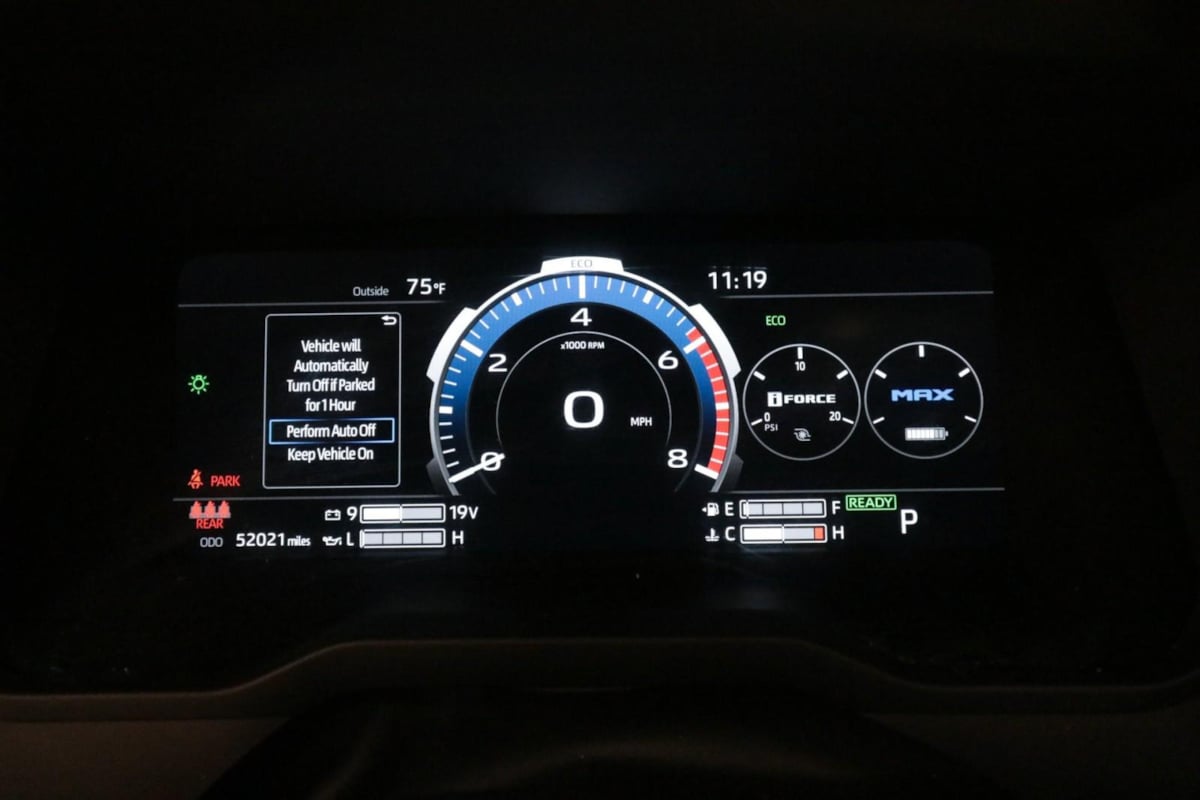 2022 Toyota Tundra Limited CrewMax photo 13