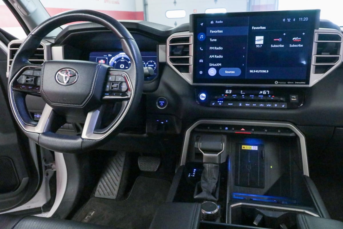 2022 Toyota Tundra Limited CrewMax photo 20