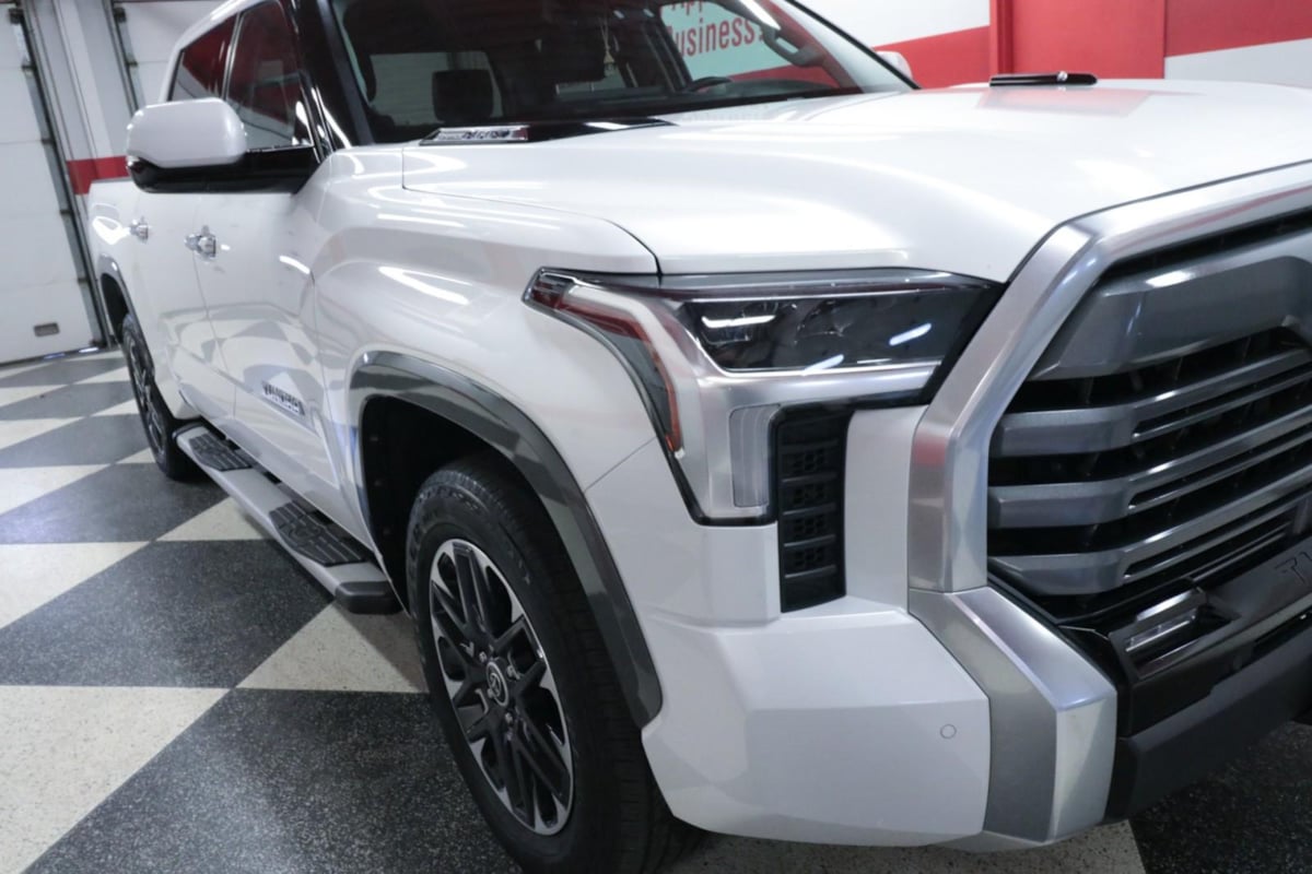 2022 Toyota Tundra Limited CrewMax photo 25