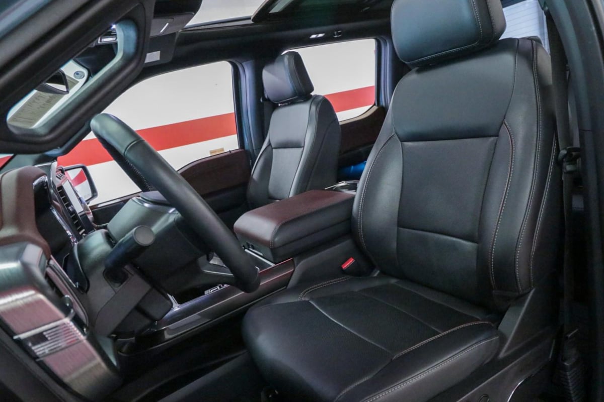 2023 Ford F-150 Lariat photo 11