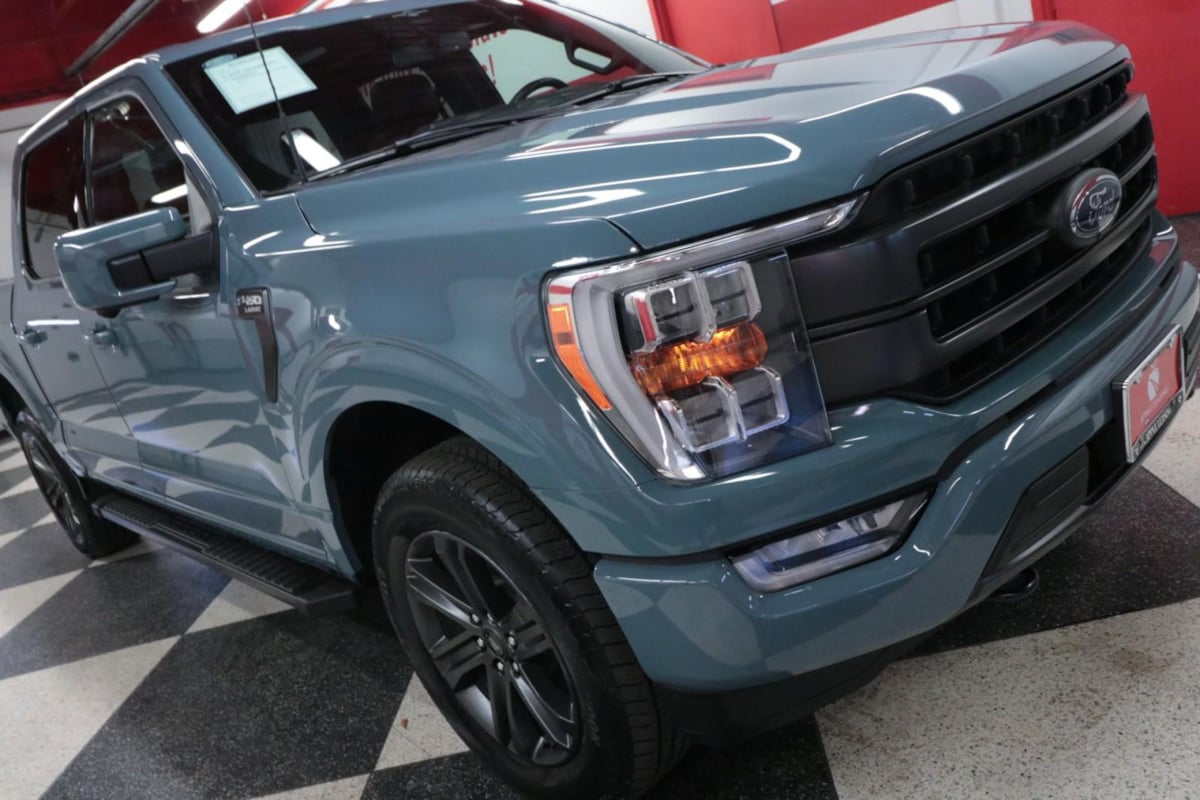 2023 Ford F-150 Lariat photo 34