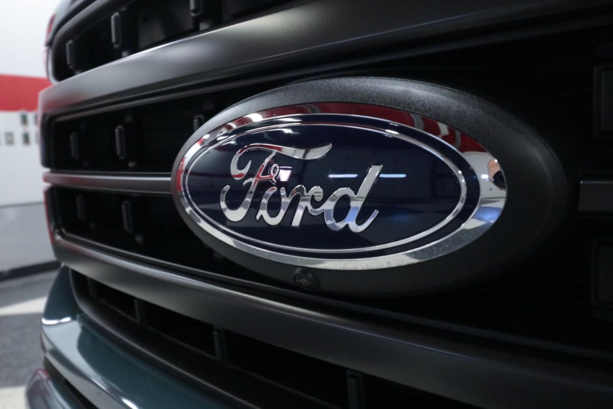 2023 Ford F-150 Lariat photo 35