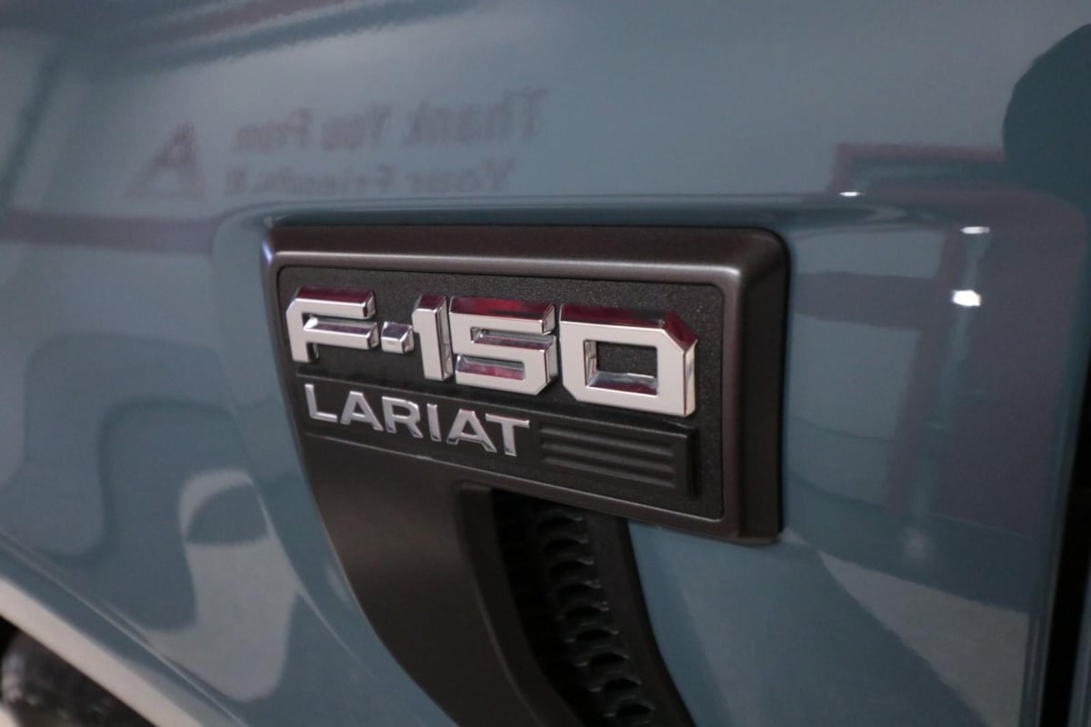 2023 Ford F-150 Lariat photo 37