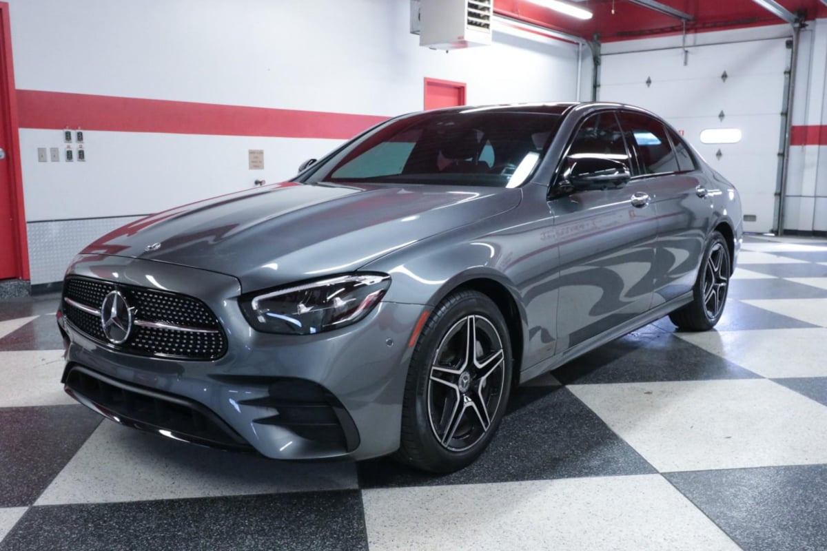 2023 Mercedes Benz E 450 4MATIC Sedan photo 4