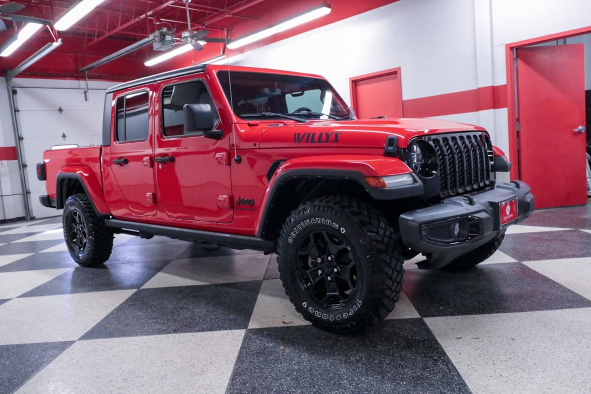 2022 Jeep Gladiator Willys photo 2